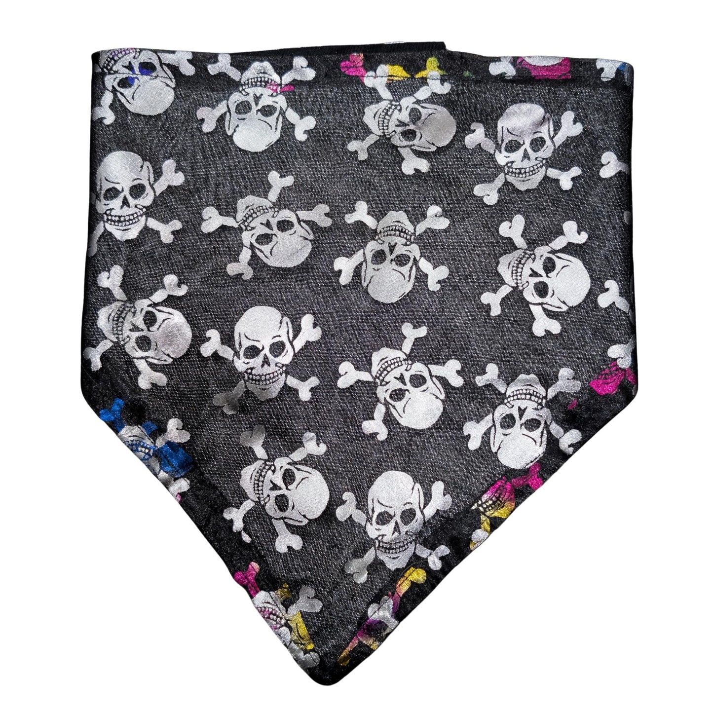 Dog Bandana - Silver Skulls
